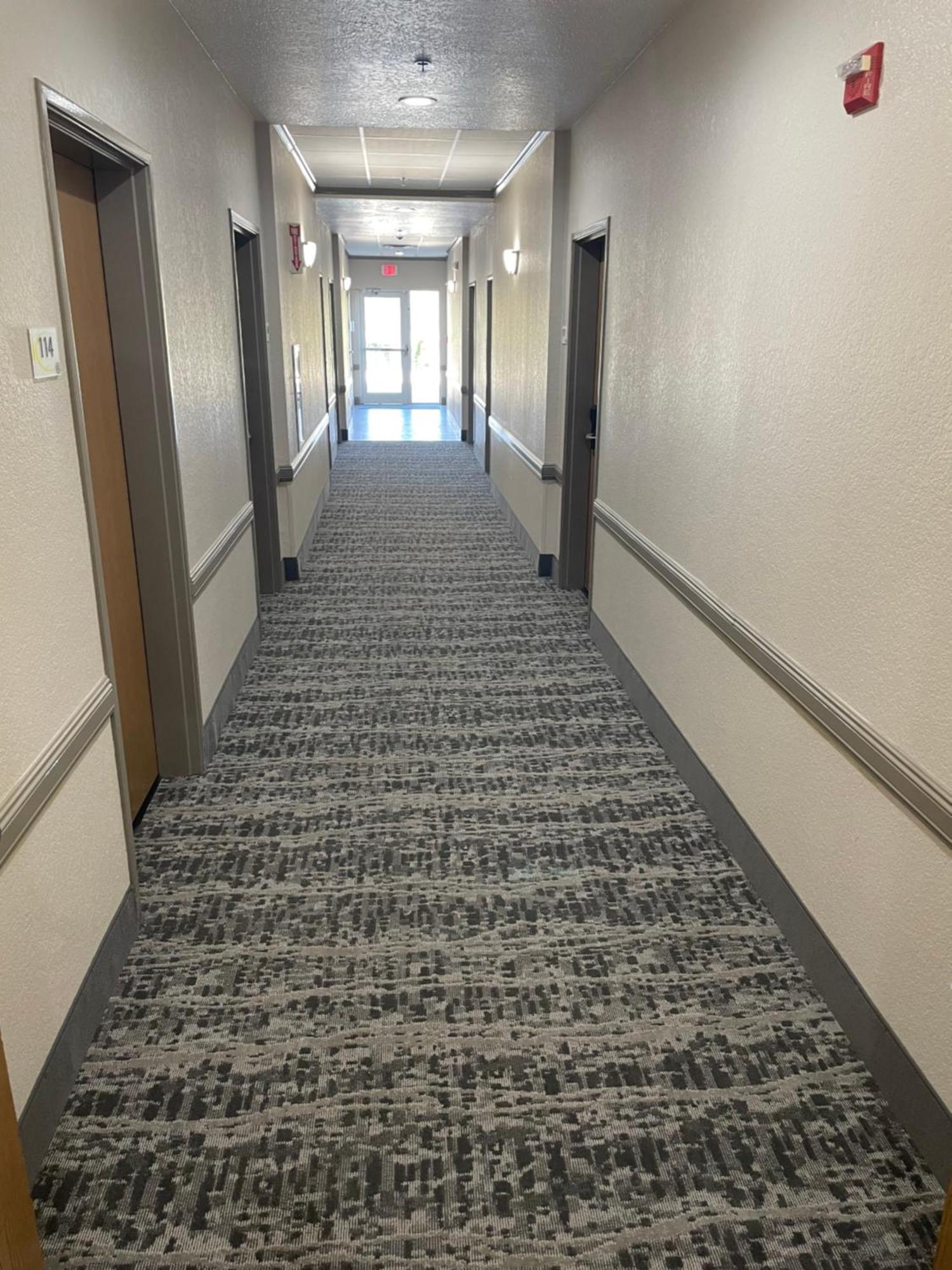 Hotel Super 8 By Wyndham San Antonio/Alamodome Area Exterior foto