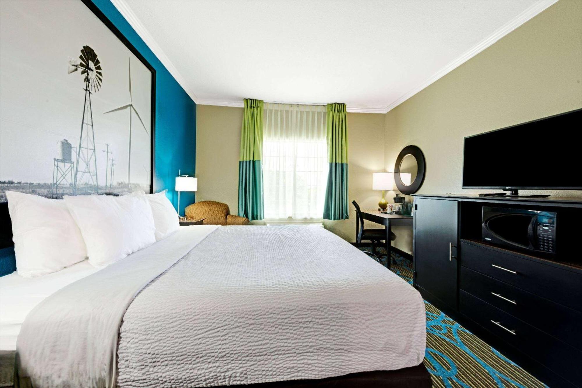 Hotel Super 8 By Wyndham San Antonio/Alamodome Area Exterior foto